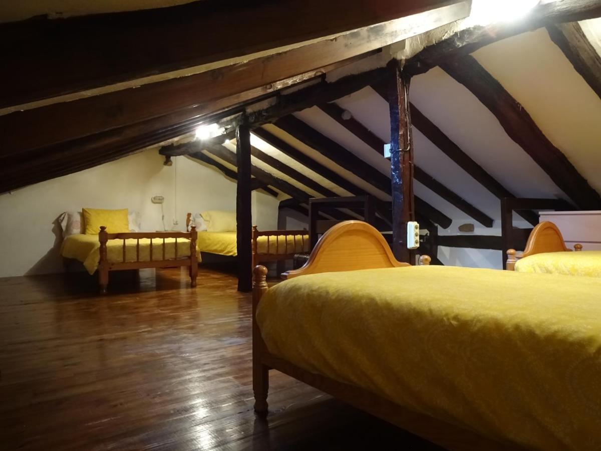 Casa De Aldea La Tienda De Villanueva Colombres Esterno foto